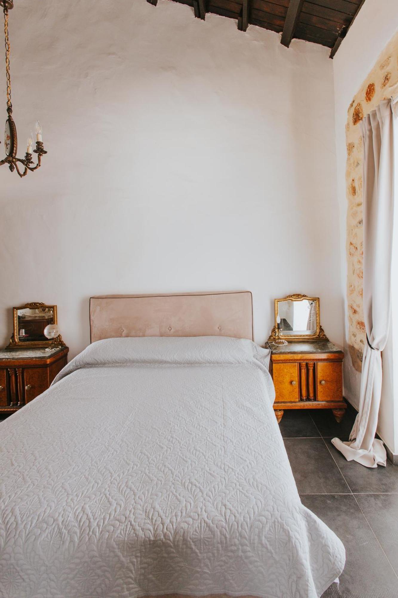 Cosi Priziusi Bed & Breakfast Vizzini Ngoại thất bức ảnh